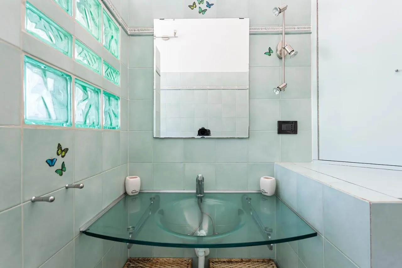 Beautiful Apartment Next To Sempione And City Life - Viale Teodorico Milán